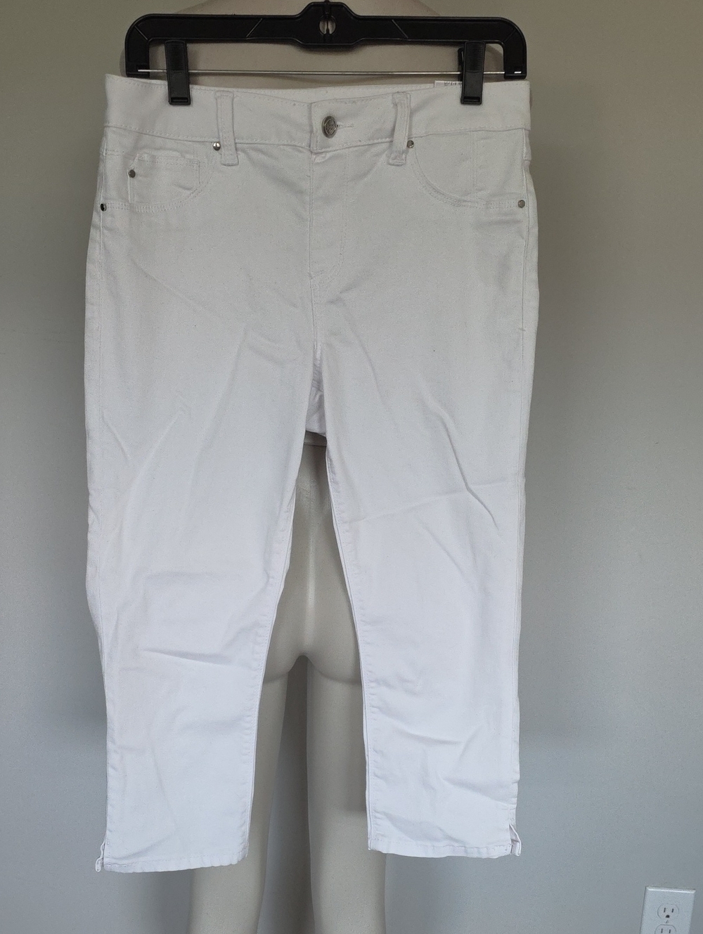 Laurie Felt white silky capri pants-s